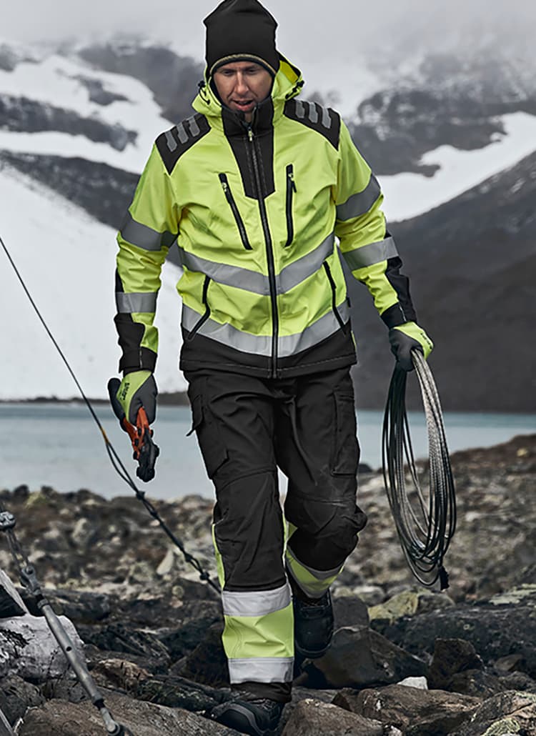 HIGHVIS_4491_1562BLACKmobil