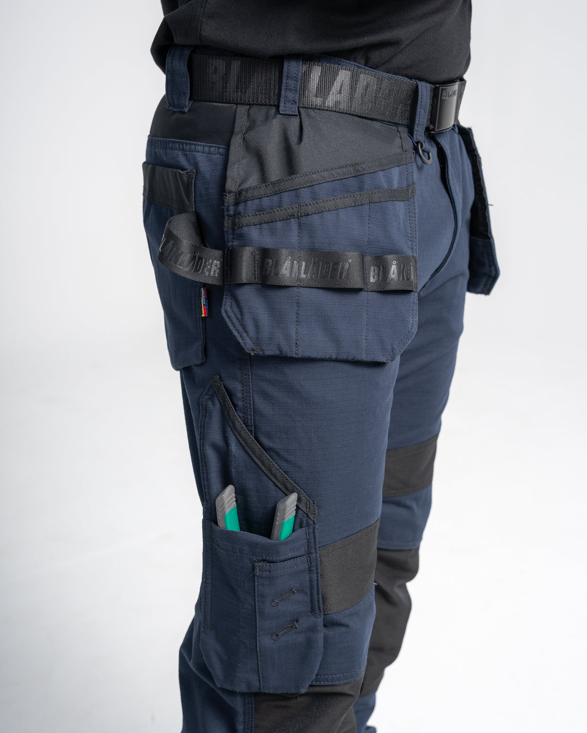 Ripstop Max Pants - White/Dark grey