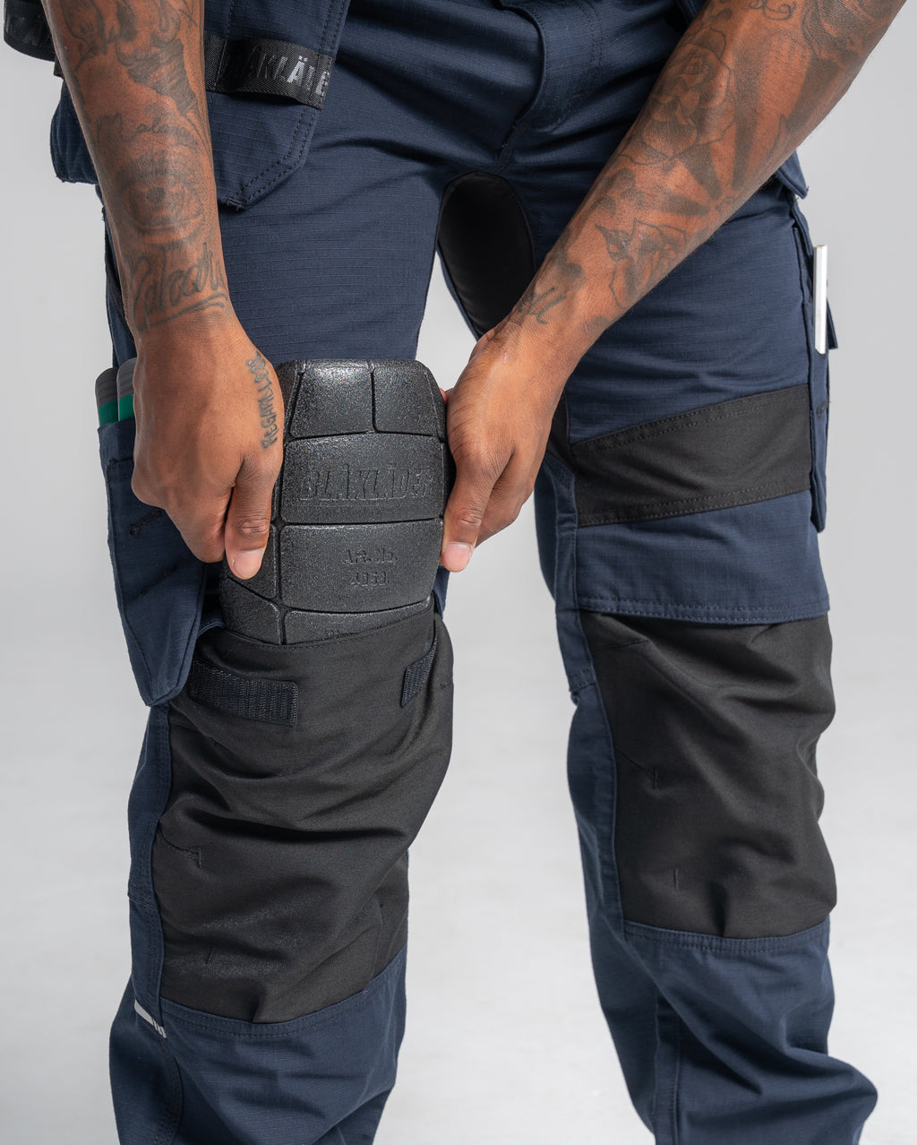 Ripstop Max Pants - White/Dark grey