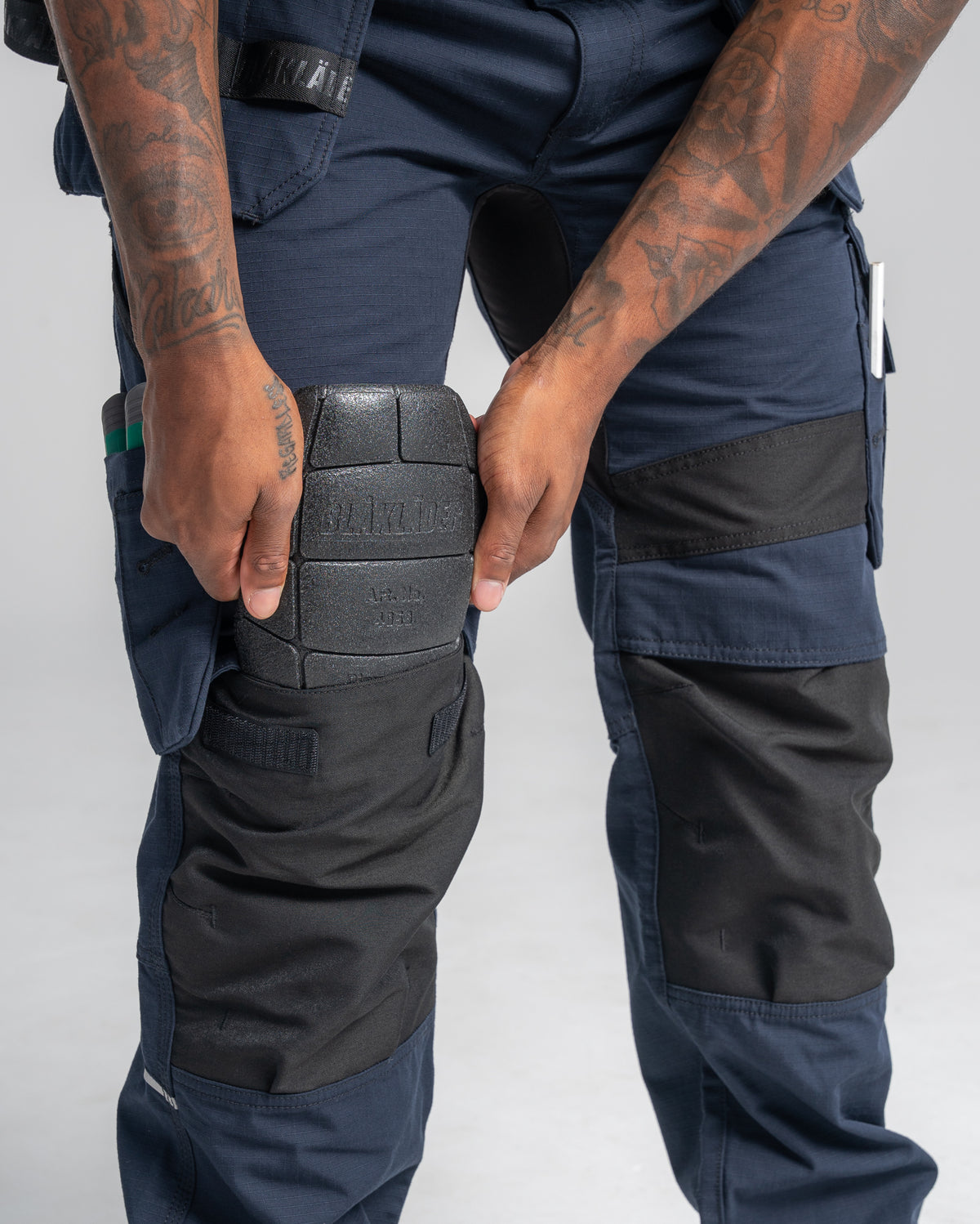 Ripstop Max Pants - White/Dark grey
