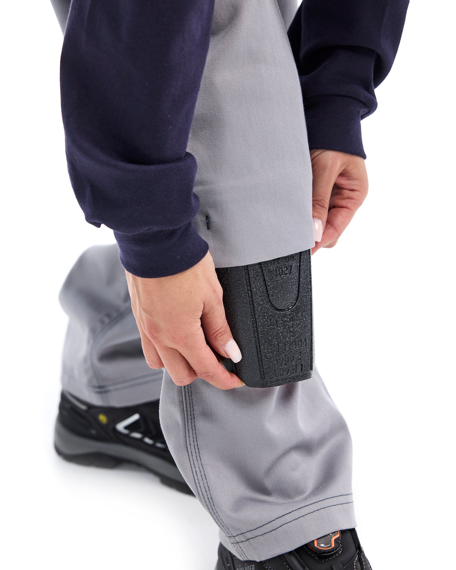 Women's FR Pant With Utility Pockets - Light grey