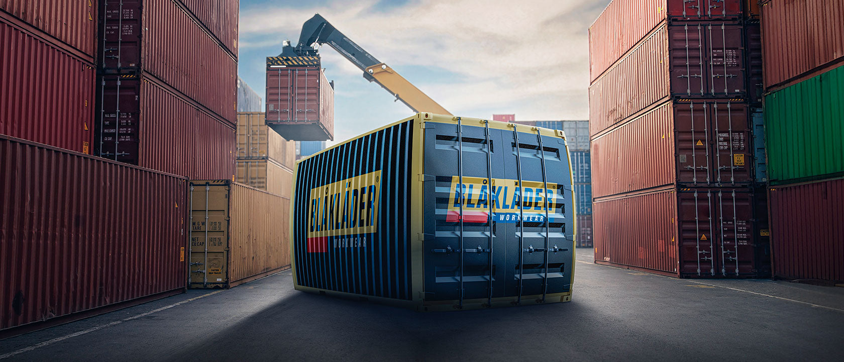 A Blåkläder container